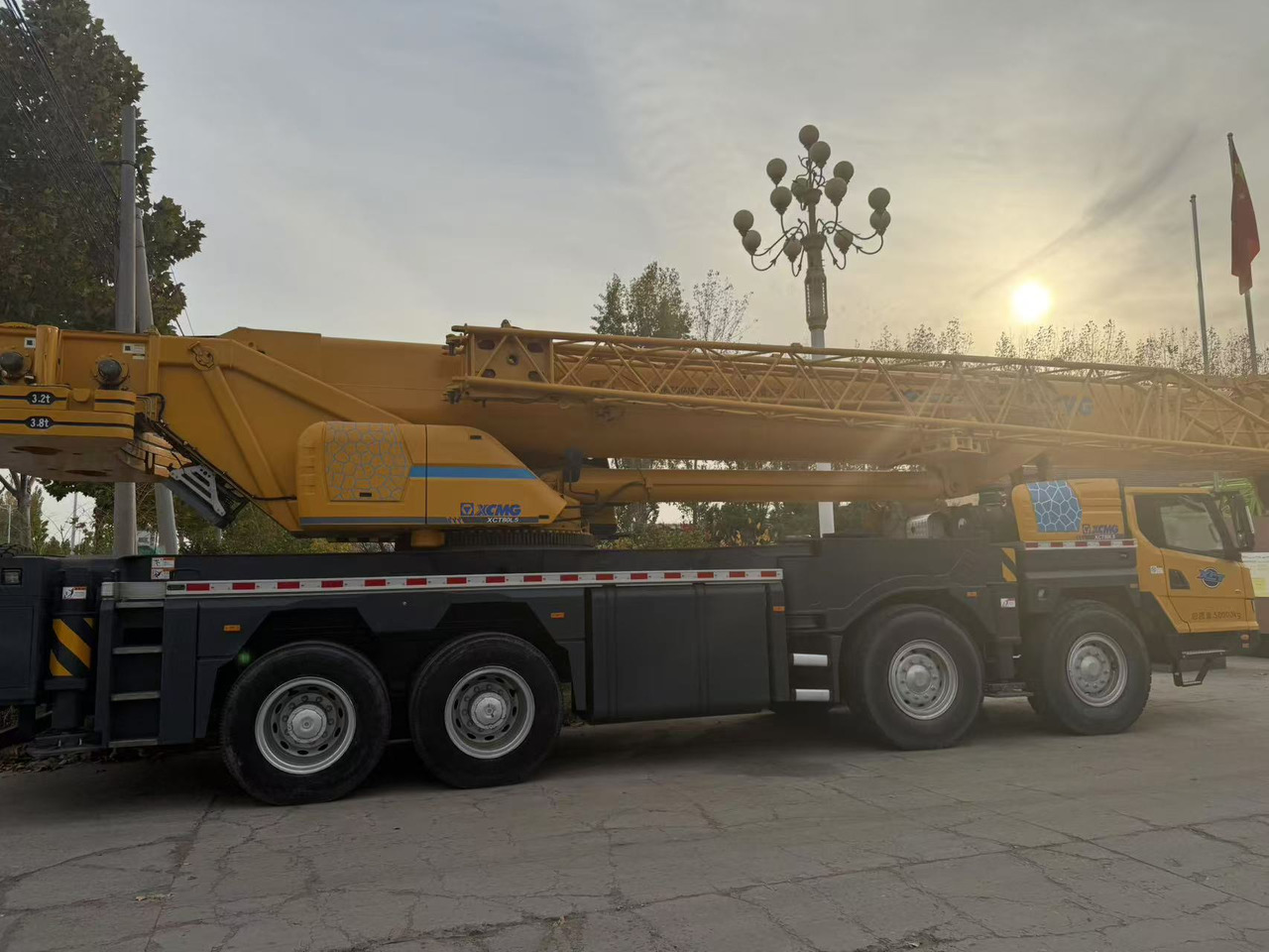 XCMG XCT80 - עגורן נייד: תמונה 1 XCMG XCT80 - עגורן נייד: תמונה 1