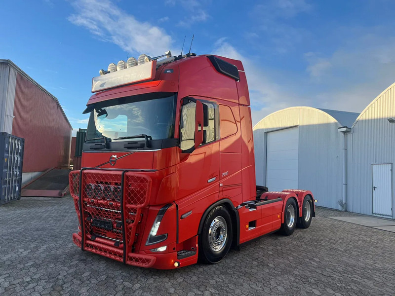 Volvo FH 16.750 FH 16 6x4 - יחידת טרקטור: תמונה 2 Volvo FH 16.750 FH 16 6x4 - יחידת טרקטור: תמונה 2