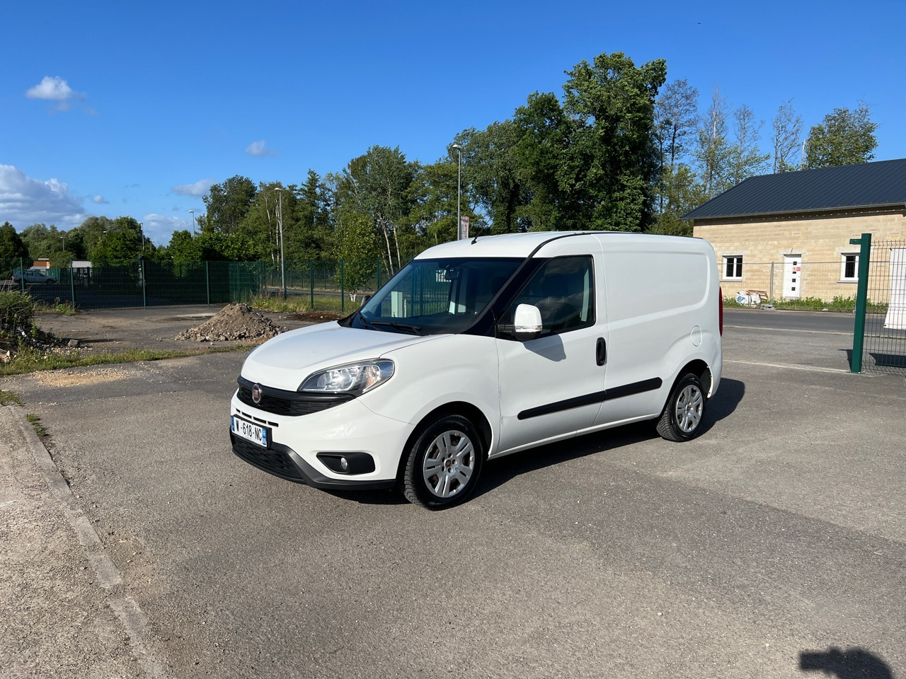 FIAT Doblo Multijet 1.3 95ch Utilitaire - כלי רכב מסחרי עם לוח: תמונה 4 FIAT Doblo Multijet 1.3 95ch Utilitaire - כלי רכב מסחרי עם לוח: תמונה 4