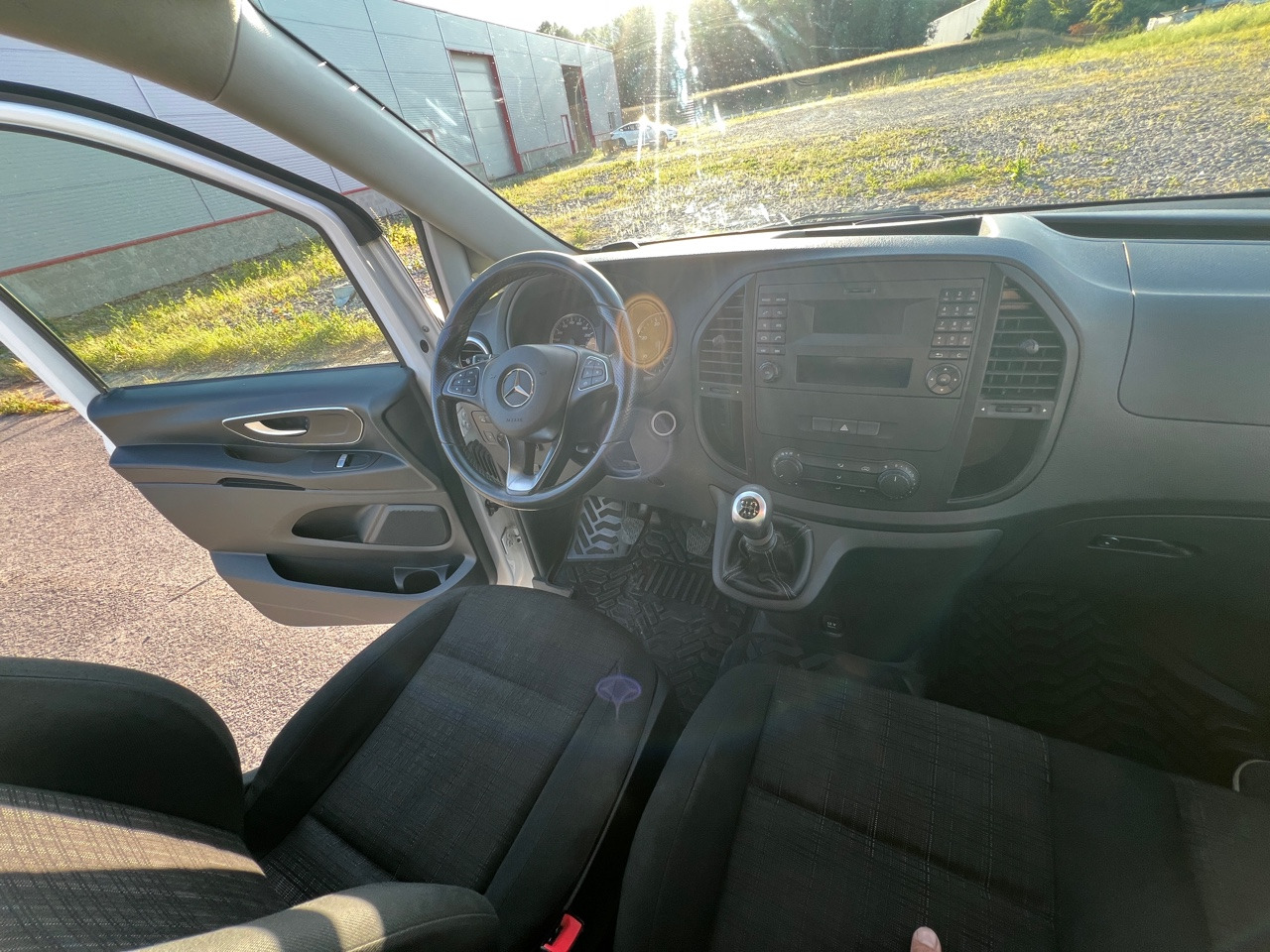כלי רכב מסחרי עם לוח MERCEDES-BENZ VITO 109 Fourgon 1.6 BlueTEC Long Utilitaire: תמונה 12