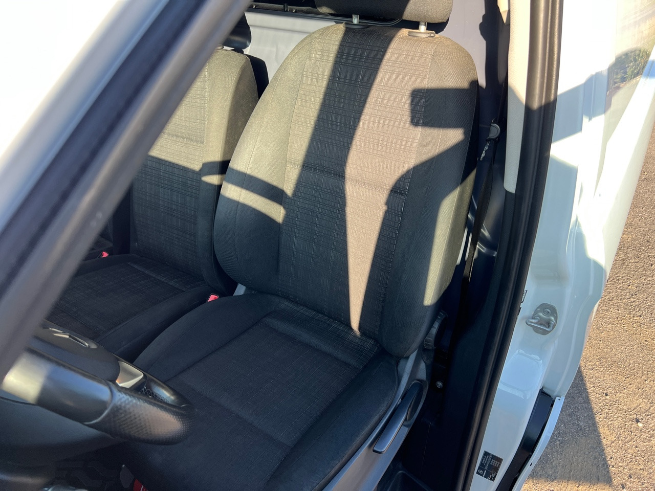 כלי רכב מסחרי עם לוח MERCEDES-BENZ VITO 109 Fourgon 1.6 BlueTEC Long Utilitaire: תמונה 11