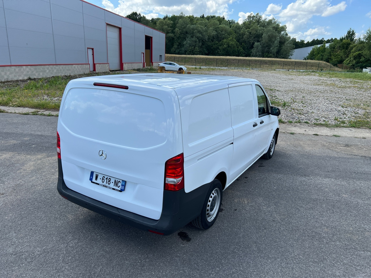 MERCEDES-BENZ VITO 109 Fourgon 1.6 BlueTEC Long Utilitaire - כלי רכב מסחרי עם לוח: תמונה 2 MERCEDES-BENZ VITO 109 Fourgon 1.6 BlueTEC Long Utilitaire - כלי רכב מסחרי עם לוח: תמונה 2