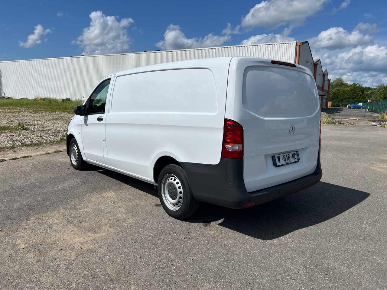 כלי רכב מסחרי עם לוח MERCEDES-BENZ VITO 109 Fourgon 1.6 BlueTEC Long Utilitaire: תמונה 27