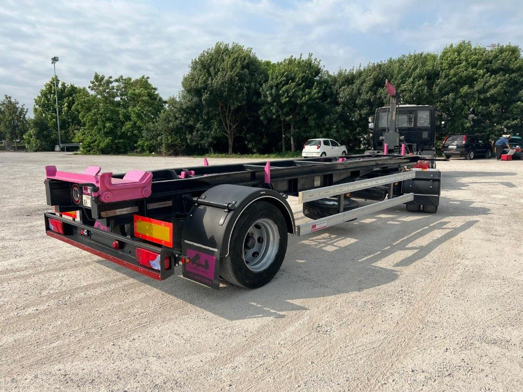 ATLAS RIMORCHIO ATLAS SCARRABILE - קרון נגרר מתגלגל/ מדלג: תמונה 4 ATLAS RIMORCHIO ATLAS SCARRABILE - קרון נגרר מתגלגל/ מדלג: תמונה 4