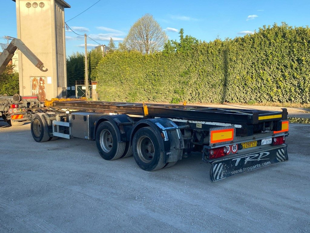 CARDI RIMORCHIO CARDI SCARRABILE RIBALTABILE PNEUMATICO - קרון נגרר מתגלגל/ מדלג: תמונה 1 CARDI RIMORCHIO CARDI SCARRABILE RIBALTABILE PNEUMATICO - קרון נגרר מתגלגל/ מדלג: תמונה 1