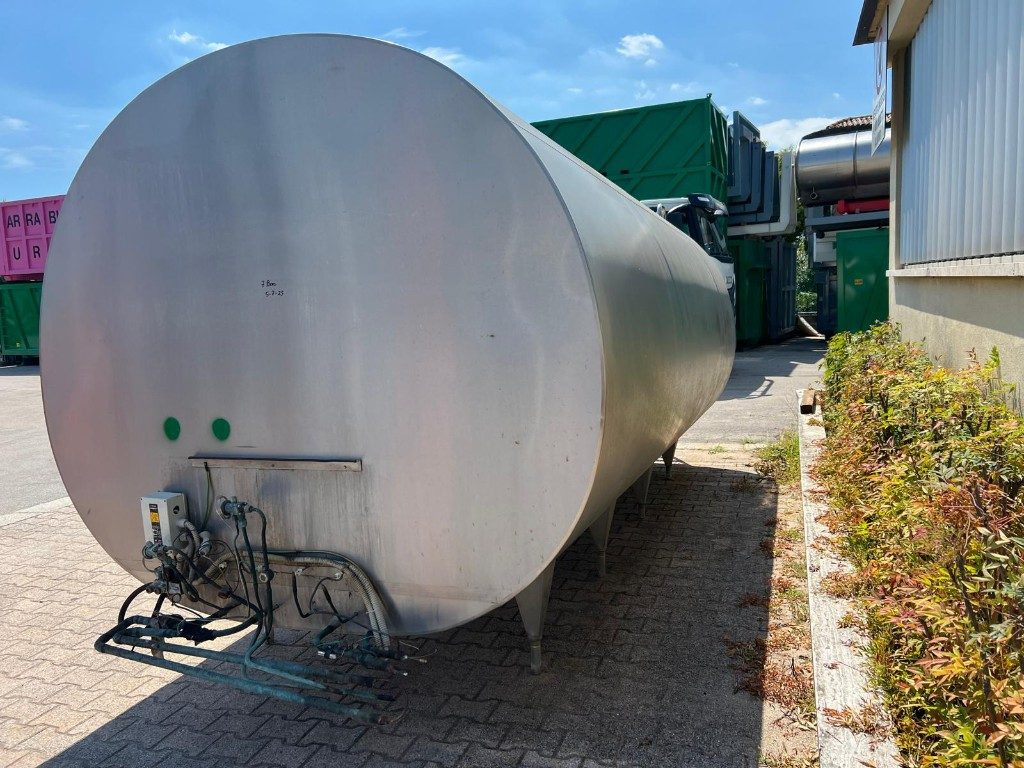 CISTERNA USATA IN ACCIAIO INOX - מכולת מכל: תמונה 2 CISTERNA USATA IN ACCIAIO INOX - מכולת מכל: תמונה 2