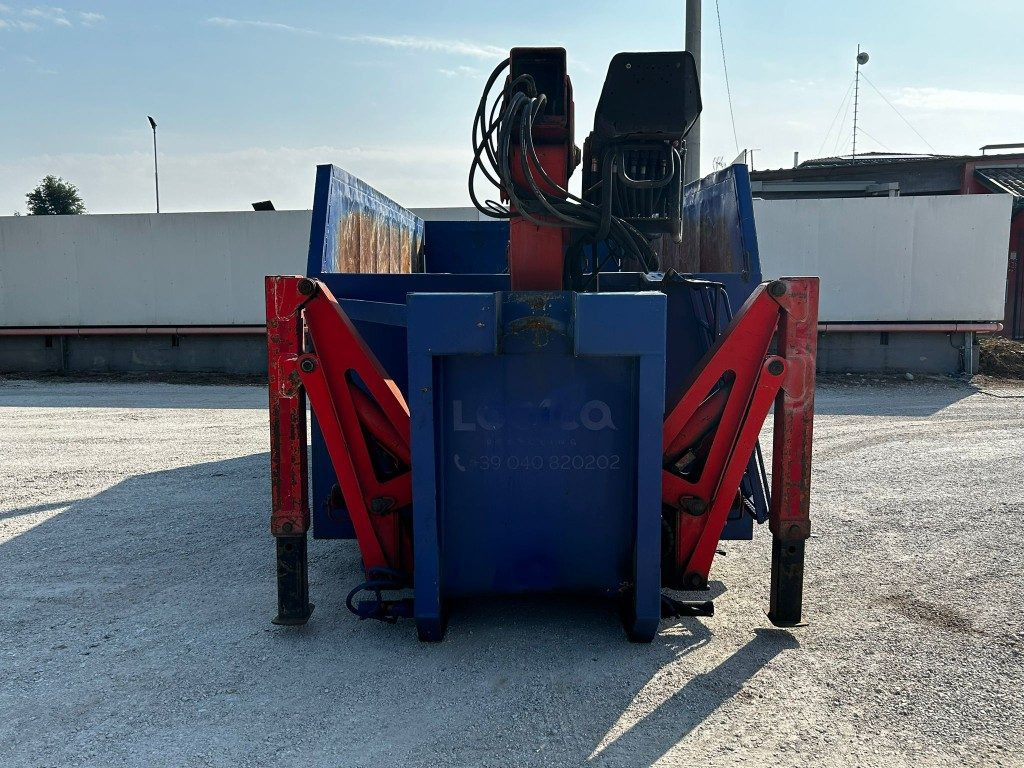 CONTAINER SCARRABILE USATO A CIELO APERTO + GRU - מכולת גלגול: תמונה 2 CONTAINER SCARRABILE USATO A CIELO APERTO + GRU - מכולת גלגול: תמונה 2