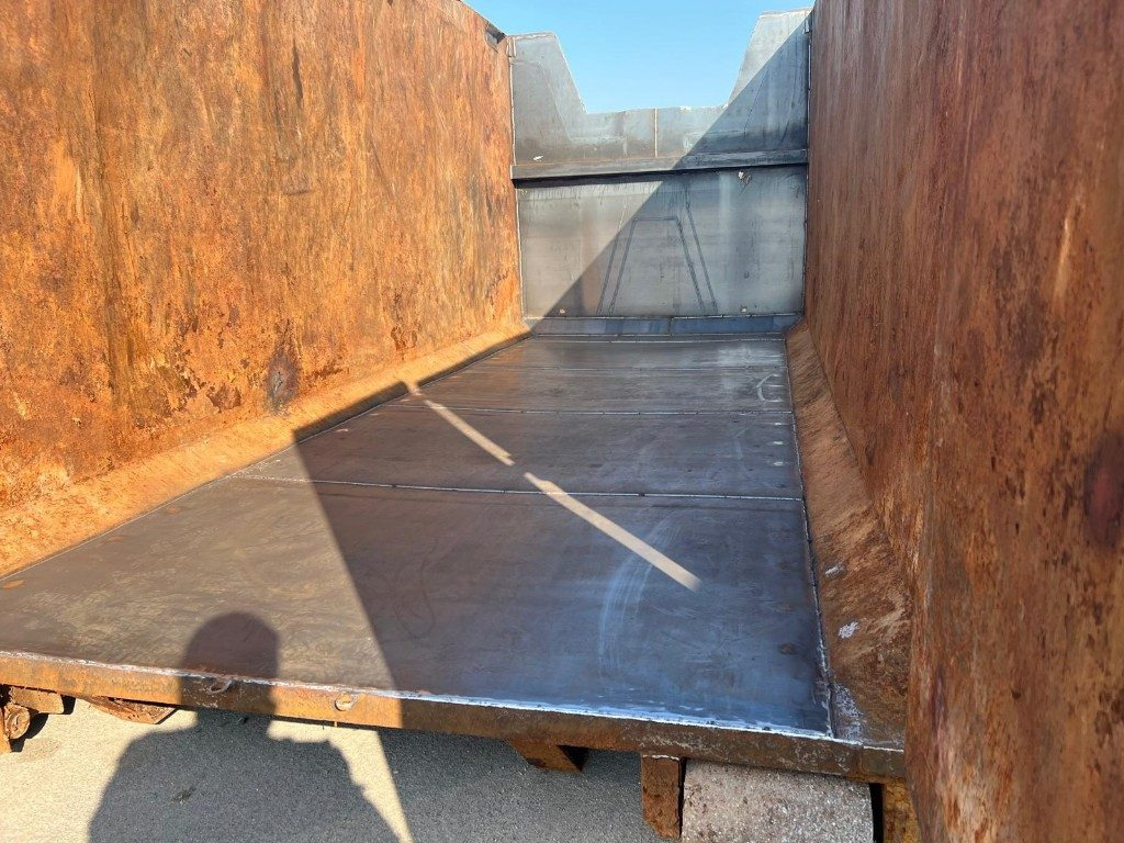 CONTAINER SCARRABILE USATO A CIELO APERTO - מכולת גלגול: תמונה 2 CONTAINER SCARRABILE USATO A CIELO APERTO - מכולת גלגול: תמונה 2