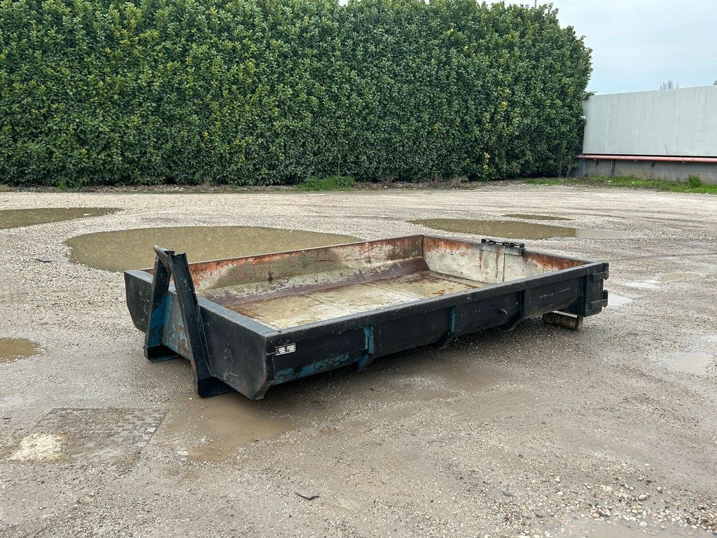 CONTAINER SCARRABILE USATO A CIELO APERTO - מכולת גלגול: תמונה 1 CONTAINER SCARRABILE USATO A CIELO APERTO - מכולת גלגול: תמונה 1