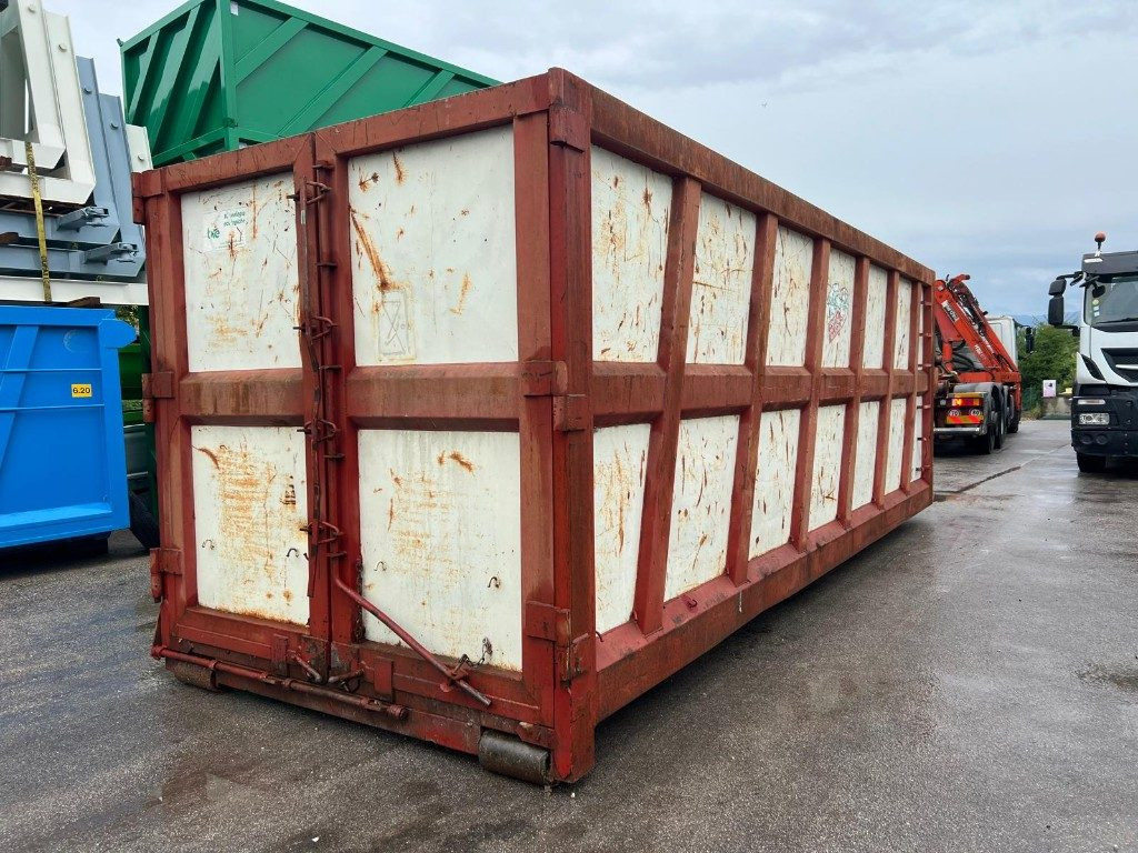 CONTAINER SCARRABILE USATO A CIELO APERTO - מכולת גלגול: תמונה 3 CONTAINER SCARRABILE USATO A CIELO APERTO - מכולת גלגול: תמונה 3