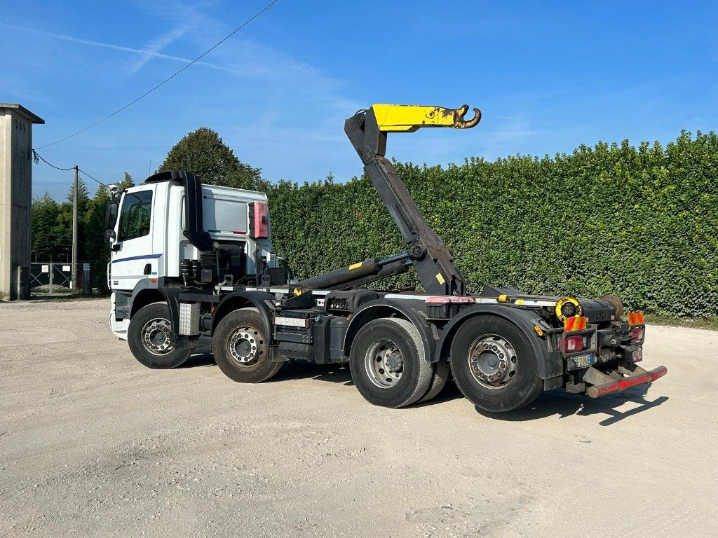 DAF CF85 SCARRABILE - משאית הרמת וו: תמונה 3 DAF CF85 SCARRABILE - משאית הרמת וו: תמונה 3