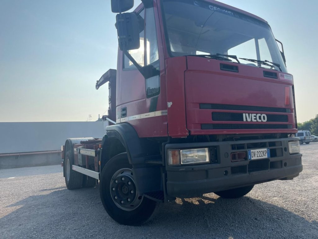 FIAT IVECO EUROCARGO 150E23 - משאית הרמת וו: תמונה 2 FIAT IVECO EUROCARGO 150E23 - משאית הרמת וו: תמונה 2