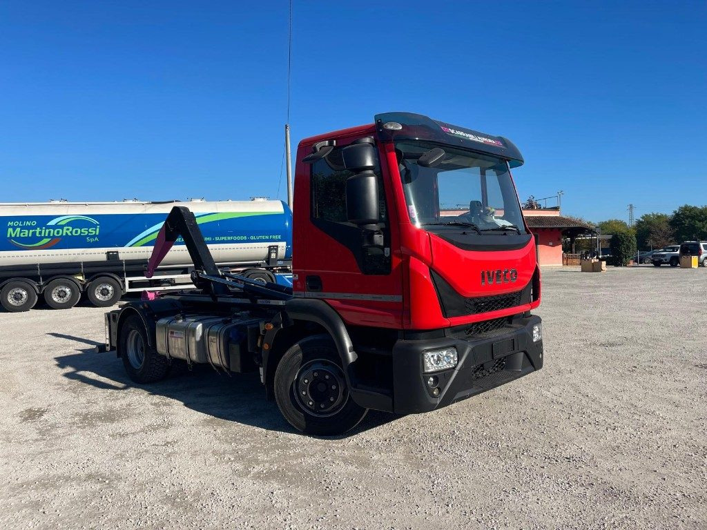 IVECO EUROCARGO 160E USATO SCARRABILE - משאית הרמת וו: תמונה 2 IVECO EUROCARGO 160E USATO SCARRABILE - משאית הרמת וו: תמונה 2