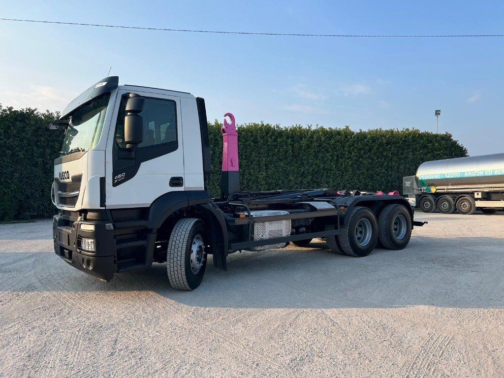 IVECO STRALIS 460 X-WAY USATO SCARRABILE 6X4 - משאית הרמת וו: תמונה 2 IVECO STRALIS 460 X-WAY USATO SCARRABILE 6X4 - משאית הרמת וו: תמונה 2