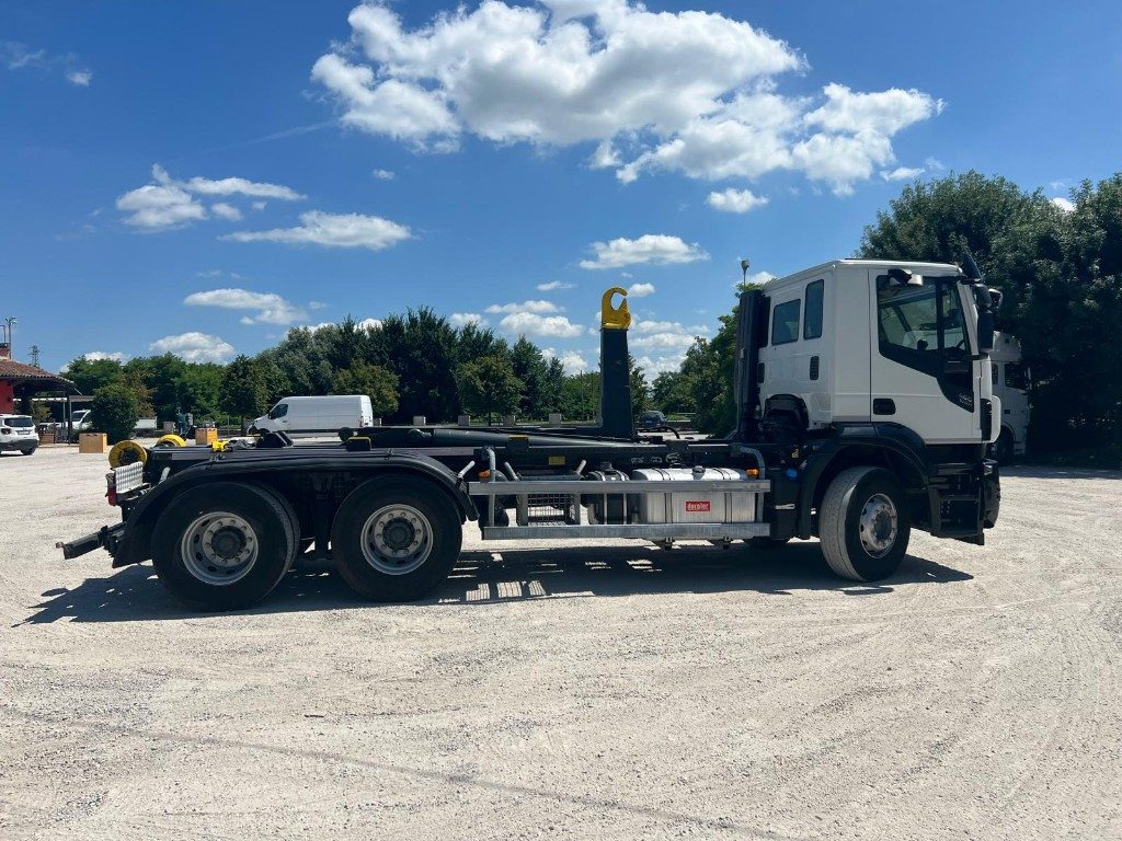 IVECO X-WAY 460 SCARRABILE - משאית הרמת וו: תמונה 5 IVECO X-WAY 460 SCARRABILE - משאית הרמת וו: תמונה 5