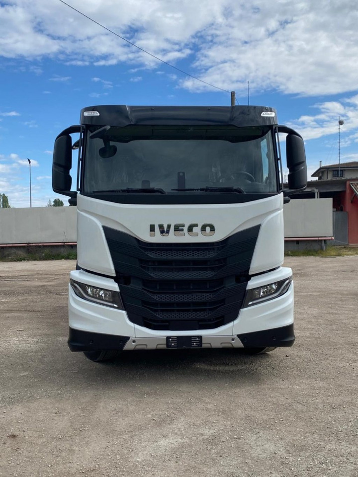 IVECO X-WAY AD280X48Y NUOVO SCARRABILE PASSO 3120 - משאית הרמת וו: תמונה 2 IVECO X-WAY AD280X48Y NUOVO SCARRABILE PASSO 3120 - משאית הרמת וו: תמונה 2