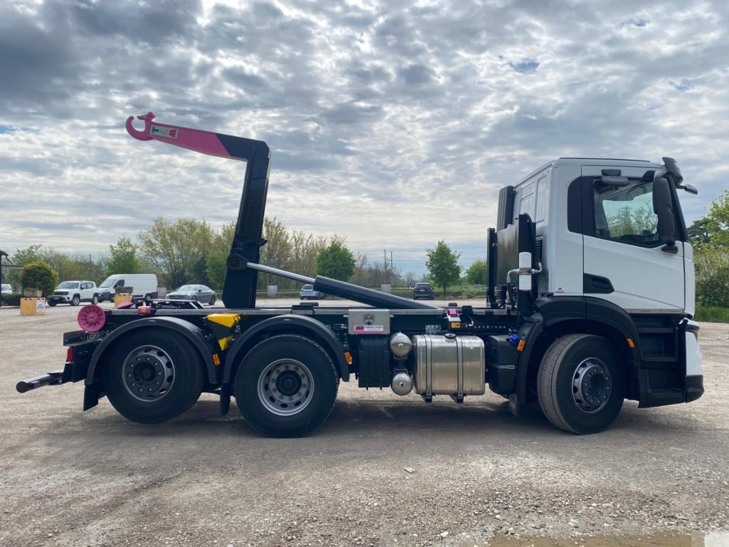 חָדָשׁ משאית הרמת וו IVECO X-WAY AD280X48Y NUOVO SCARRABILE PASSO 3120: תמונה 6