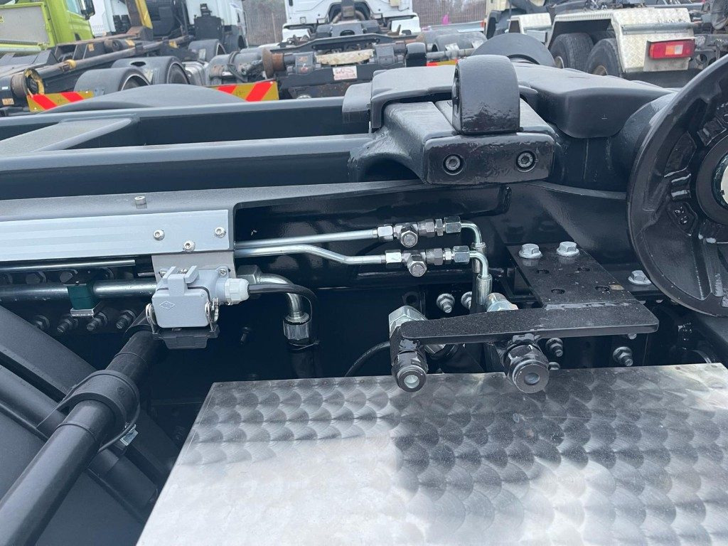 IVECO X-WAY AD350X480YPS SCARRABILE NUOVO - משאית הרמת וו: תמונה 5 IVECO X-WAY AD350X480YPS SCARRABILE NUOVO - משאית הרמת וו: תמונה 5