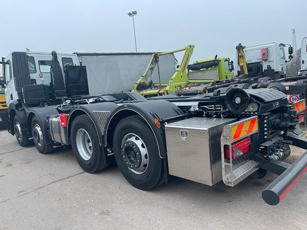 IVECO X-WAY AD350X480YPS SCARRABILE NUOVO - משאית הרמת וו: תמונה 4 IVECO X-WAY AD350X480YPS SCARRABILE NUOVO - משאית הרמת וו: תמונה 4