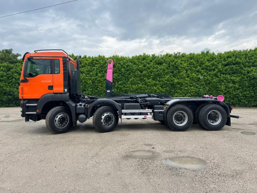 MAN TGS 35.480 SCARRABILE - משאית הרמת וו: תמונה 3 MAN TGS 35.480 SCARRABILE - משאית הרמת וו: תמונה 3