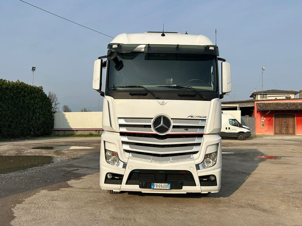 MERCEDES ACTROS 25.51 SCARRABILE - משאית הרמת וו: תמונה 2 MERCEDES ACTROS 25.51 SCARRABILE - משאית הרמת וו: תמונה 2