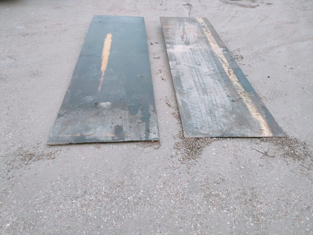 PEDANE IN FERRO PER CONTAINER - גוף וחלק חיצוני עבור מכל/ גוף החלפה: תמונה 2 PEDANE IN FERRO PER CONTAINER - גוף וחלק חיצוני עבור מכל/ גוף החלפה: תמונה 2