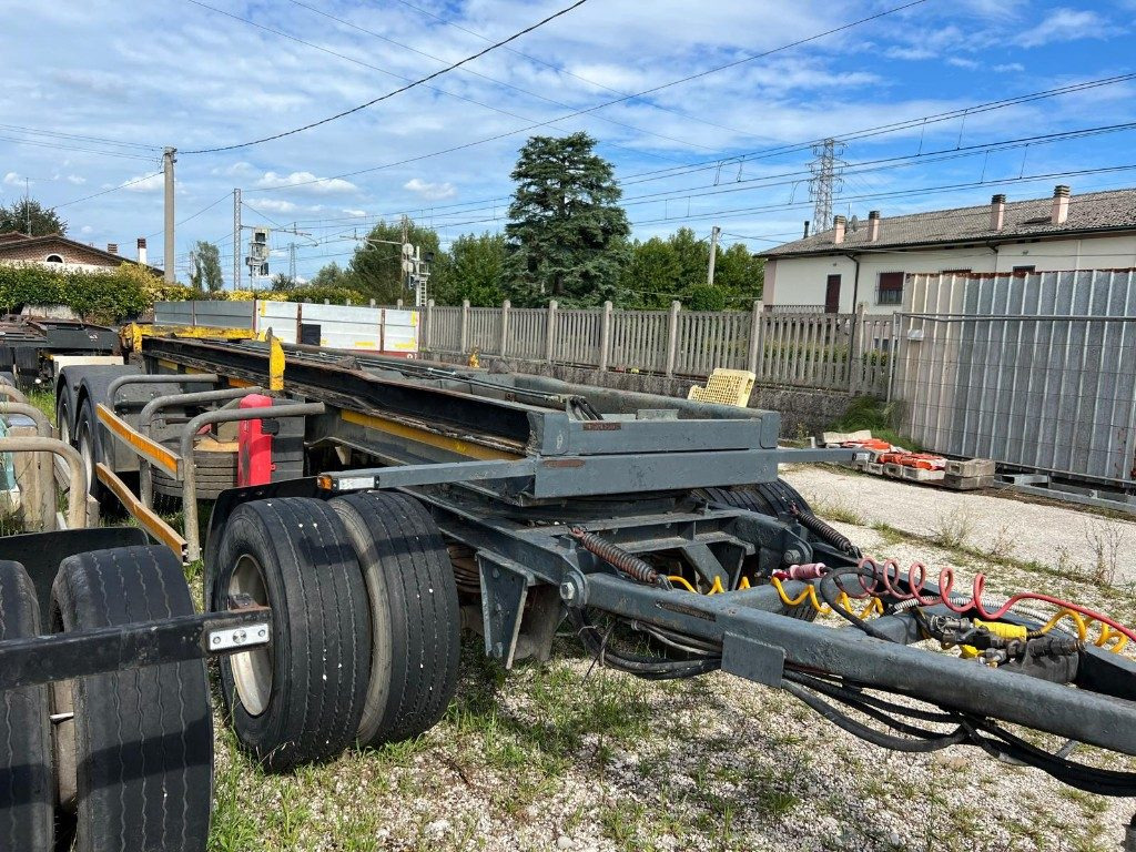 PIACENZA RIMORCHIO PIACENZA SCARRABILE BALESTRATO - קרון נגרר מתגלגל/ מדלג: תמונה 4 PIACENZA RIMORCHIO PIACENZA SCARRABILE BALESTRATO - קרון נגרר מתגלגל/ מדלג: תמונה 4