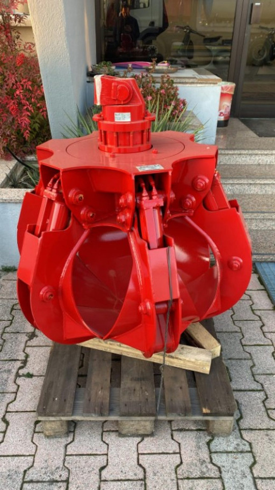 POLIPO MARCA ROZZI A 6 PALE PIU ROTORE ROZZI - מכונת אחיזה: תמונה 1 POLIPO MARCA ROZZI A 6 PALE PIU ROTORE ROZZI - מכונת אחיזה: תמונה 1