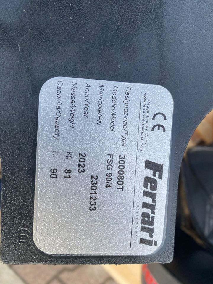 POLIPO NUOVO MARCA FERRARI 4 PALE - מכונת אחיזה: תמונה 5 POLIPO NUOVO MARCA FERRARI 4 PALE - מכונת אחיזה: תמונה 5
