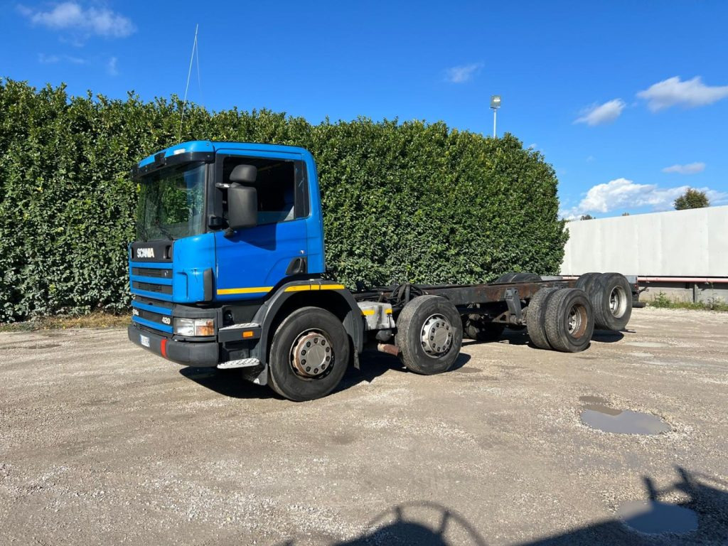 SCANIA 124GB 420 A TELAIO - משאית עם שלדת תא: תמונה 3 SCANIA 124GB 420 A TELAIO - משאית עם שלדת תא: תמונה 3