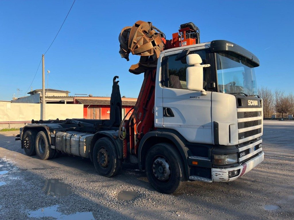 SCANIA CV R124 SCARRABILE CON GRU E POLIPO - משאית הרמת וו: תמונה 4 SCANIA CV R124 SCARRABILE CON GRU E POLIPO - משאית הרמת וו: תמונה 4