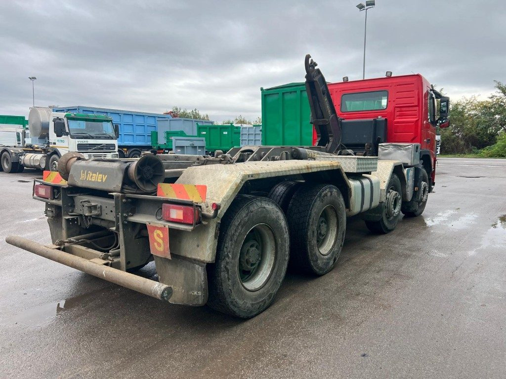 VOLVO FM460 SCARRABILE 8X4 - משאית הרמת וו: תמונה 3 VOLVO FM460 SCARRABILE 8X4 - משאית הרמת וו: תמונה 3