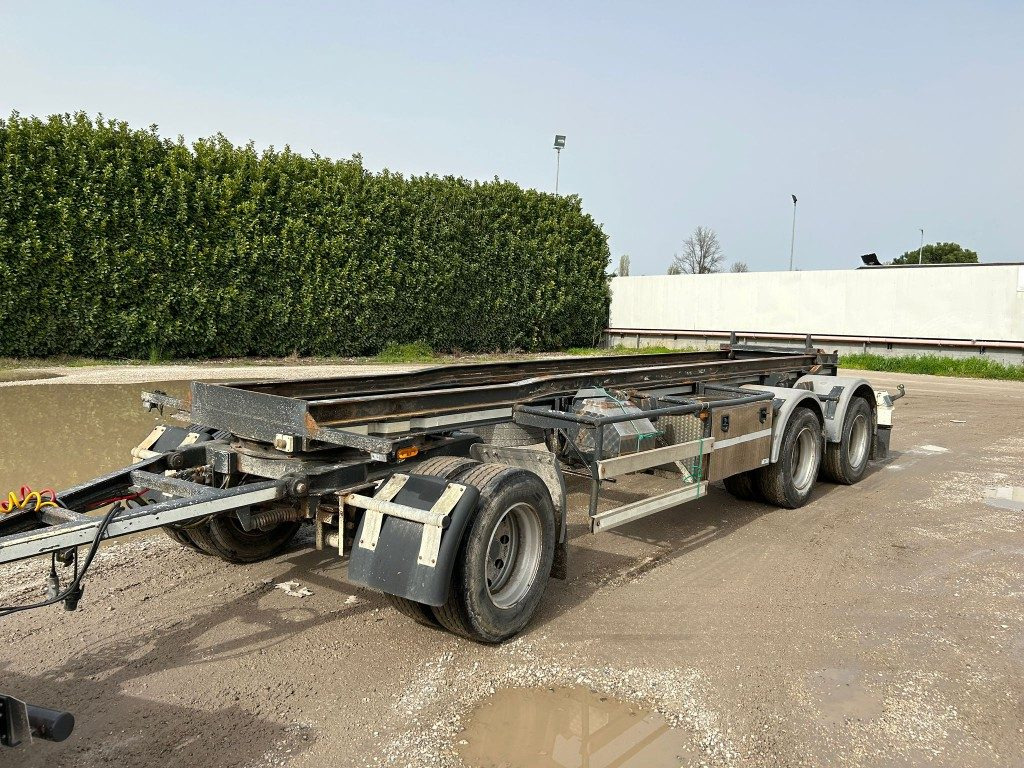 ZORZI RIMORCHIO ZORZI 26R070 SCARRABILE BALESTRATO - קרון נגרר מתגלגל/ מדלג: תמונה 1 ZORZI RIMORCHIO ZORZI 26R070 SCARRABILE BALESTRATO - קרון נגרר מתגלגל/ מדלג: תמונה 1