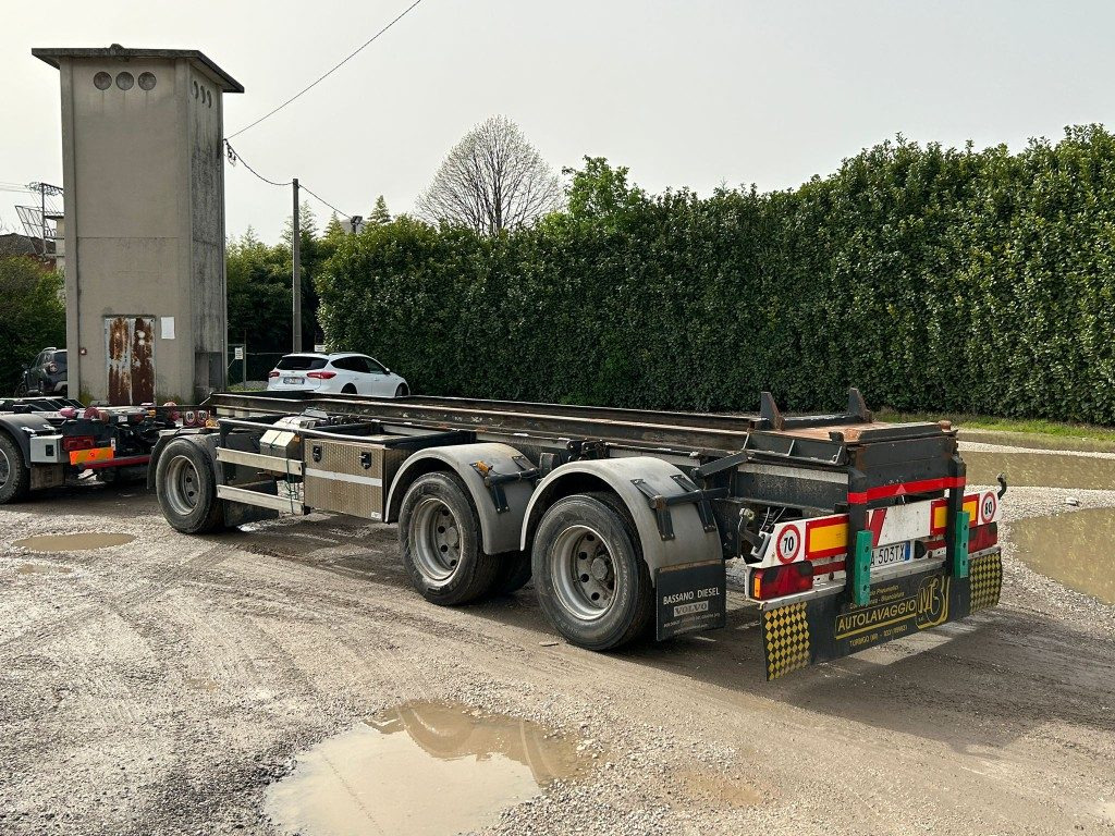 ZORZI RIMORCHIO ZORZI 26R070 SCARRABILE BALESTRATO - קרון נגרר מתגלגל/ מדלג: תמונה 5 ZORZI RIMORCHIO ZORZI 26R070 SCARRABILE BALESTRATO - קרון נגרר מתגלגל/ מדלג: תמונה 5