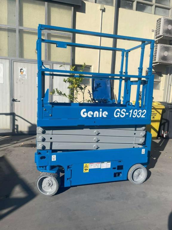 Genie GS-1932 - מעלית מספריים: תמונה 1 Genie GS-1932 - מעלית מספריים: תמונה 1