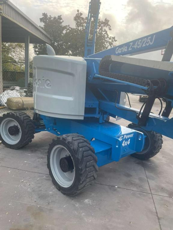 Genie Z45/25J RT - זרוע מרפקי: תמונה 5 Genie Z45/25J RT - זרוע מרפקי: תמונה 5