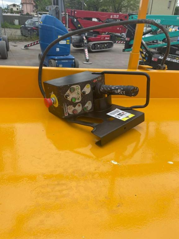 Haulotte COMPACT12 - מעלית מספריים: תמונה 3 Haulotte COMPACT12 - מעלית מספריים: תמונה 3