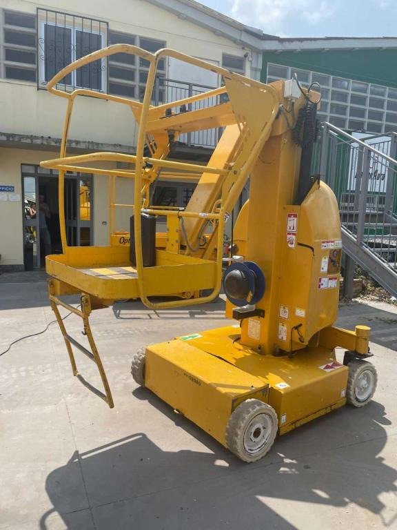 Haulotte STAR12 - מעלית תורן אנכית: תמונה 4 Haulotte STAR12 - מעלית תורן אנכית: תמונה 4