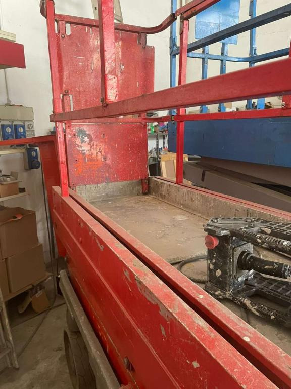 JLG 2030ES - מעלית מספריים: תמונה 4 JLG 2030ES - מעלית מספריים: תמונה 4