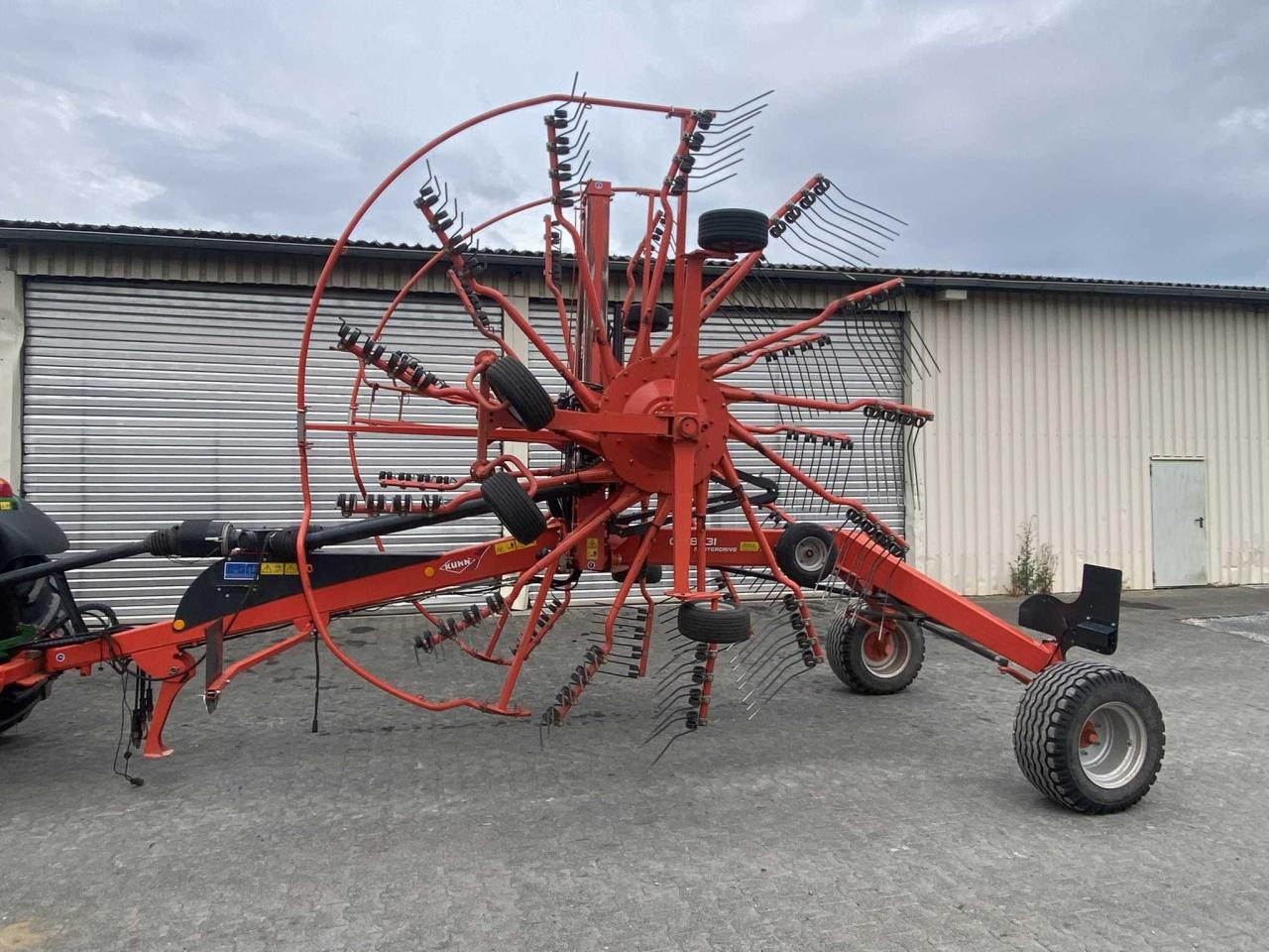 Kuhn GA 8731 - גורף/ מגרפה: תמונה 1 Kuhn GA 8731 - גורף/ מגרפה: תמונה 1