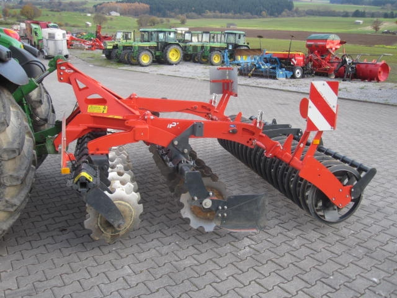 Kuhn Optimer+ 303 - משדדת דיסק: תמונה 2 Kuhn Optimer+ 303 - משדדת דיסק: תמונה 2