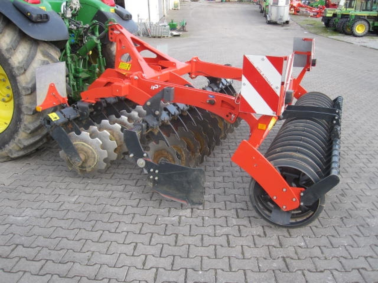 Kuhn Optimer+ 303 - משדדת דיסק: תמונה 3 Kuhn Optimer+ 303 - משדדת דיסק: תמונה 3