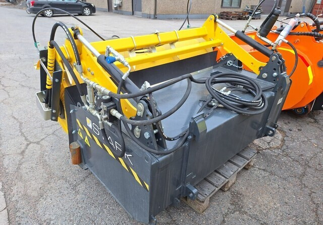 Stark KAH1600 ST - מטאטא עבור כלי רכב עירוני/ מיוחד: תמונה 4 Stark KAH1600 ST - מטאטא עבור כלי רכב עירוני/ מיוחד: תמונה 4