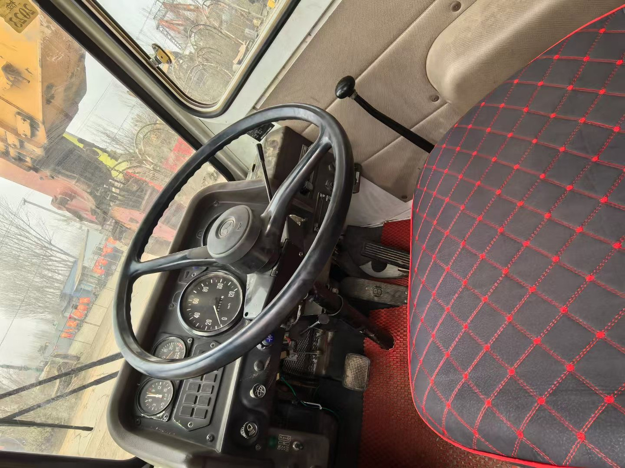 KATO NK250E NK300E NK400E NK500E NK800 NK1000 25ton 30 ton 40 ton 50 ton 80 ton truck crane - עגורן נייד: תמונה 5 KATO NK250E NK300E NK400E NK500E NK800 NK1000 25ton 30 ton 40 ton 50 ton 80 ton truck crane - עגורן נייד: תמונה 5