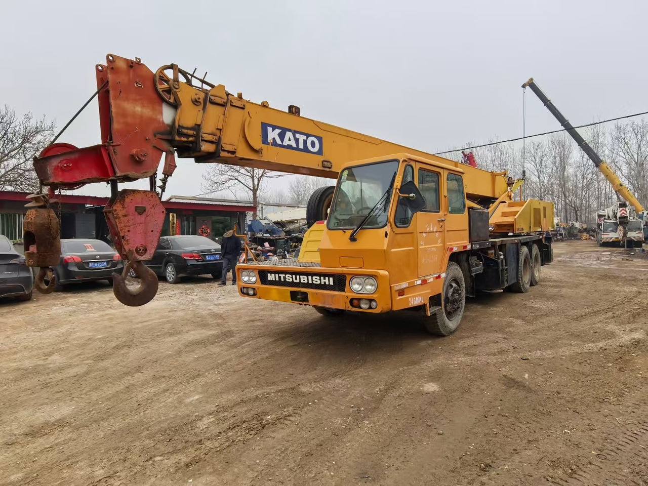 KATO NK250E NK300E NK400E NK500E NK800 NK1000 25ton 30 ton 40 ton 50 ton 80 ton truck crane - עגורן נייד: תמונה 1 KATO NK250E NK300E NK400E NK500E NK800 NK1000 25ton 30 ton 40 ton 50 ton 80 ton truck crane - עגורן נייד: תמונה 1