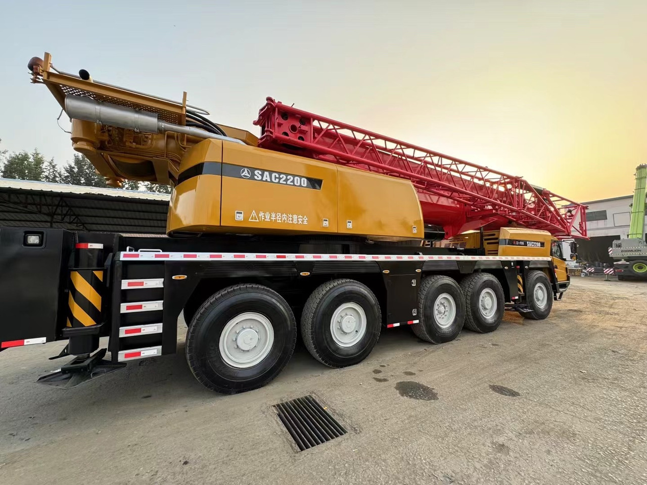 SANY SAC220 200TON 220 ton Truck CRANE all terrain crane - עגורן לכל שטח: תמונה 4 SANY SAC220 200TON 220 ton Truck CRANE all terrain crane - עגורן לכל שטח: תמונה 4