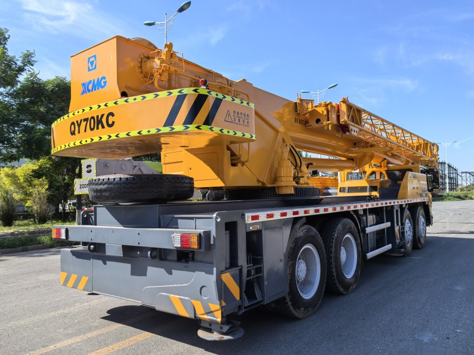 XCMG QY70KC 70TON QY70K QY70KA QY70K-1 - עגורן נייד: תמונה 3 XCMG QY70KC 70TON QY70K QY70KA QY70K-1 - עגורן נייד: תמונה 3