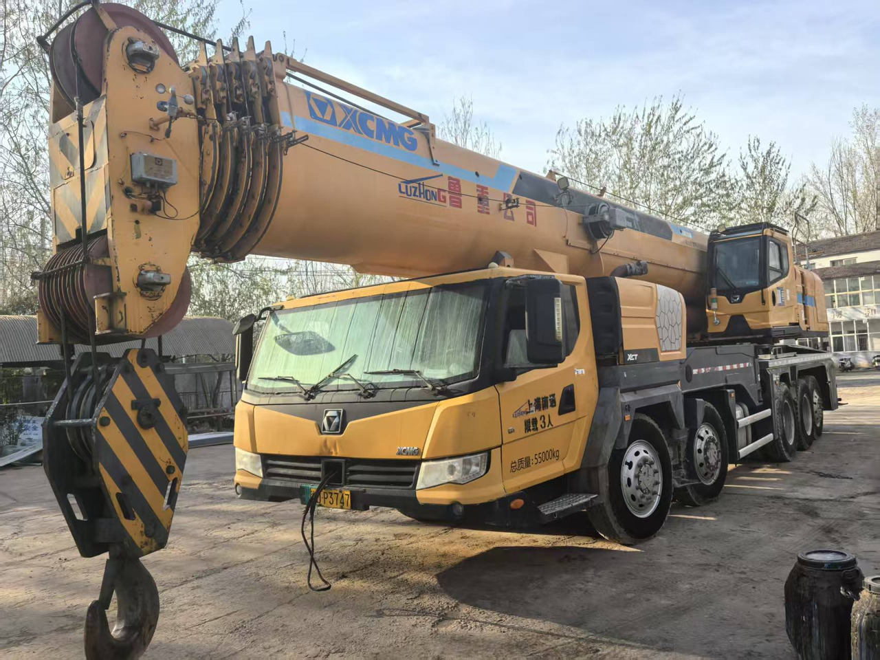 XCMG XCT100L6 - עגורן נייד: תמונה 1 XCMG XCT100L6 - עגורן נייד: תמונה 1