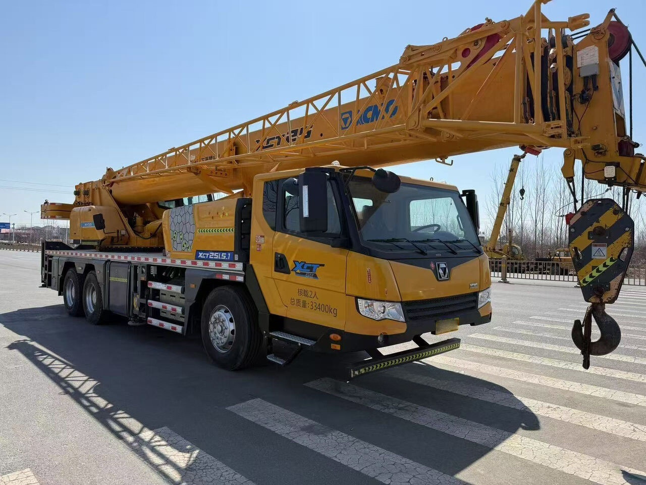 XCMG XCT25L5 QY25K5C QY25K5D 25ton 30ton 35ton used mobile crane - עגורן נייד: תמונה 2 XCMG XCT25L5 QY25K5C QY25K5D 25ton 30ton 35ton used mobile crane - עגורן נייד: תמונה 2