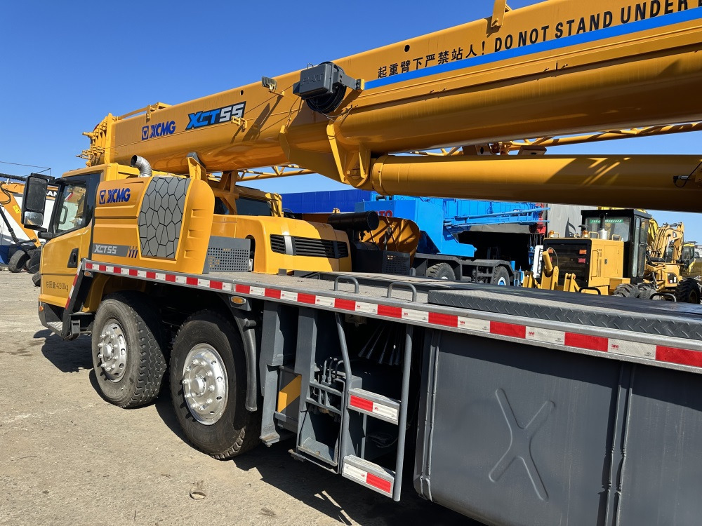 XCMG XCT55 XCT50 QY50KC QY50KA QY50K-II 25 ton 35 ton 40 ton 55 ton 50 ton 60 ton truck crane - עגורן נייד: תמונה 5 XCMG XCT55 XCT50 QY50KC QY50KA QY50K-II 25 ton 35 ton 40 ton 55 ton 50 ton 60 ton truck crane - עגורן נייד: תמונה 5